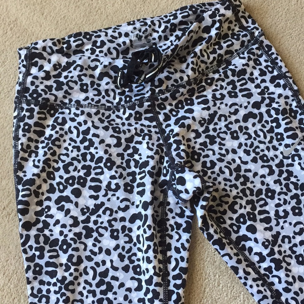Nike Capri workout pants